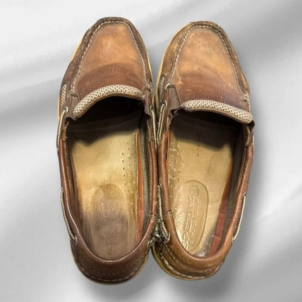Men's Sperry top sider leather Boat Shoe. Non-marking contour System. Comfort 10